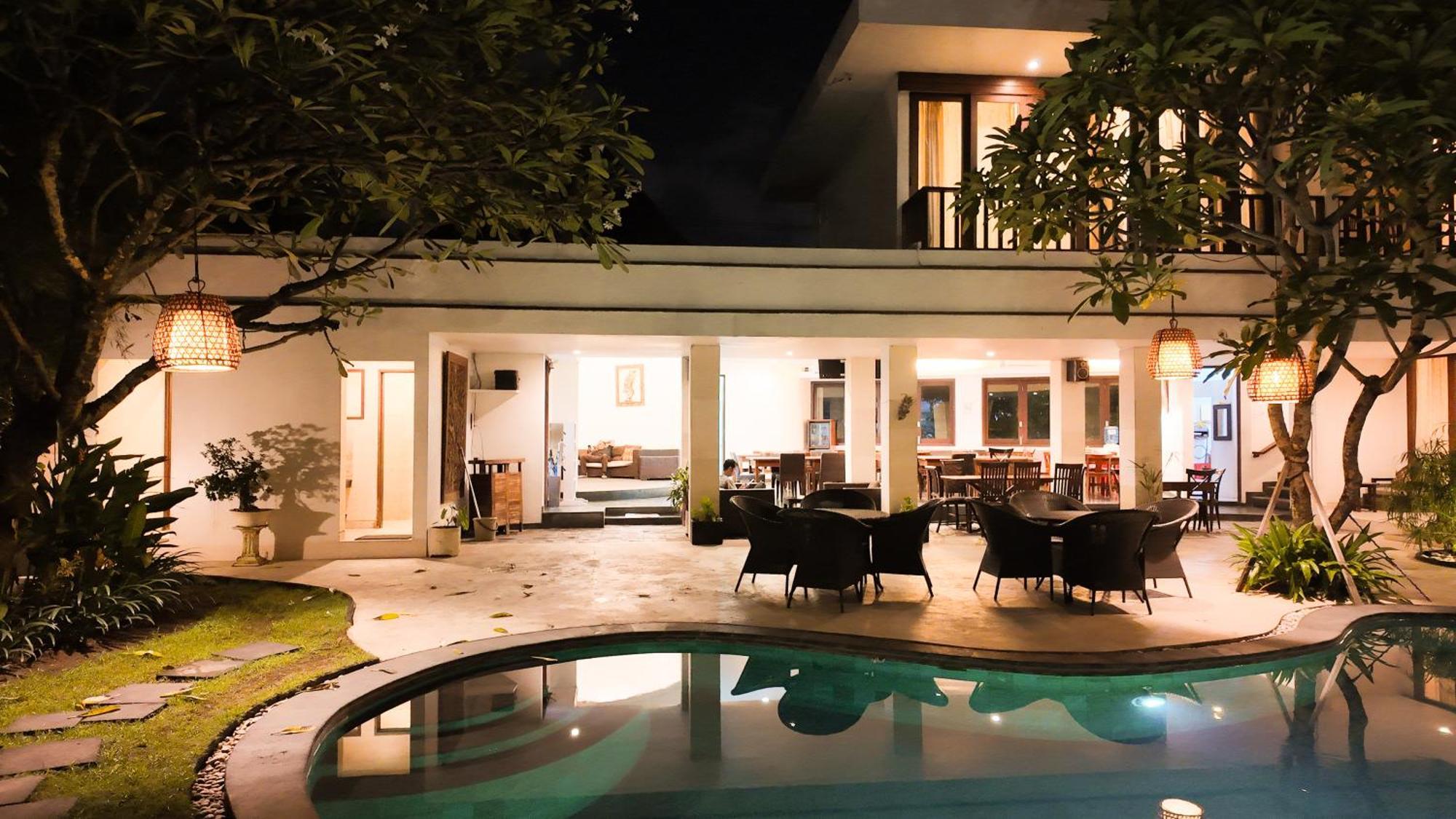 Villa Diana Bali 16 Bedrooms Seminyak  Exterior photo