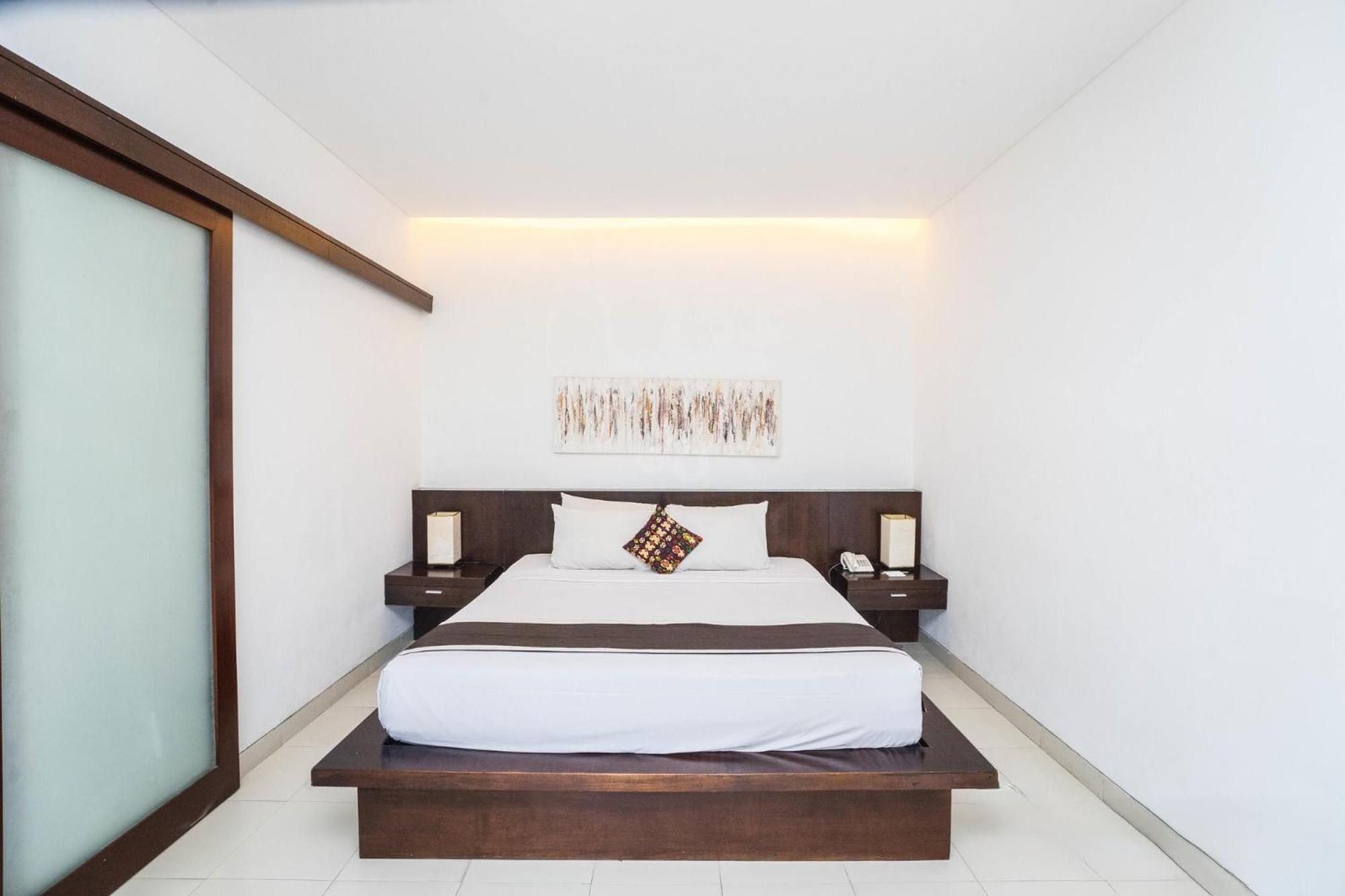 Villa Diana Bali 16 Bedrooms Seminyak  Exterior photo