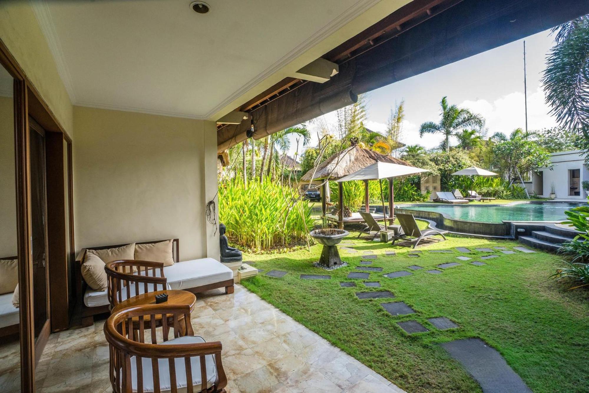 Villa Diana Bali 16 Bedrooms Seminyak  Exterior photo